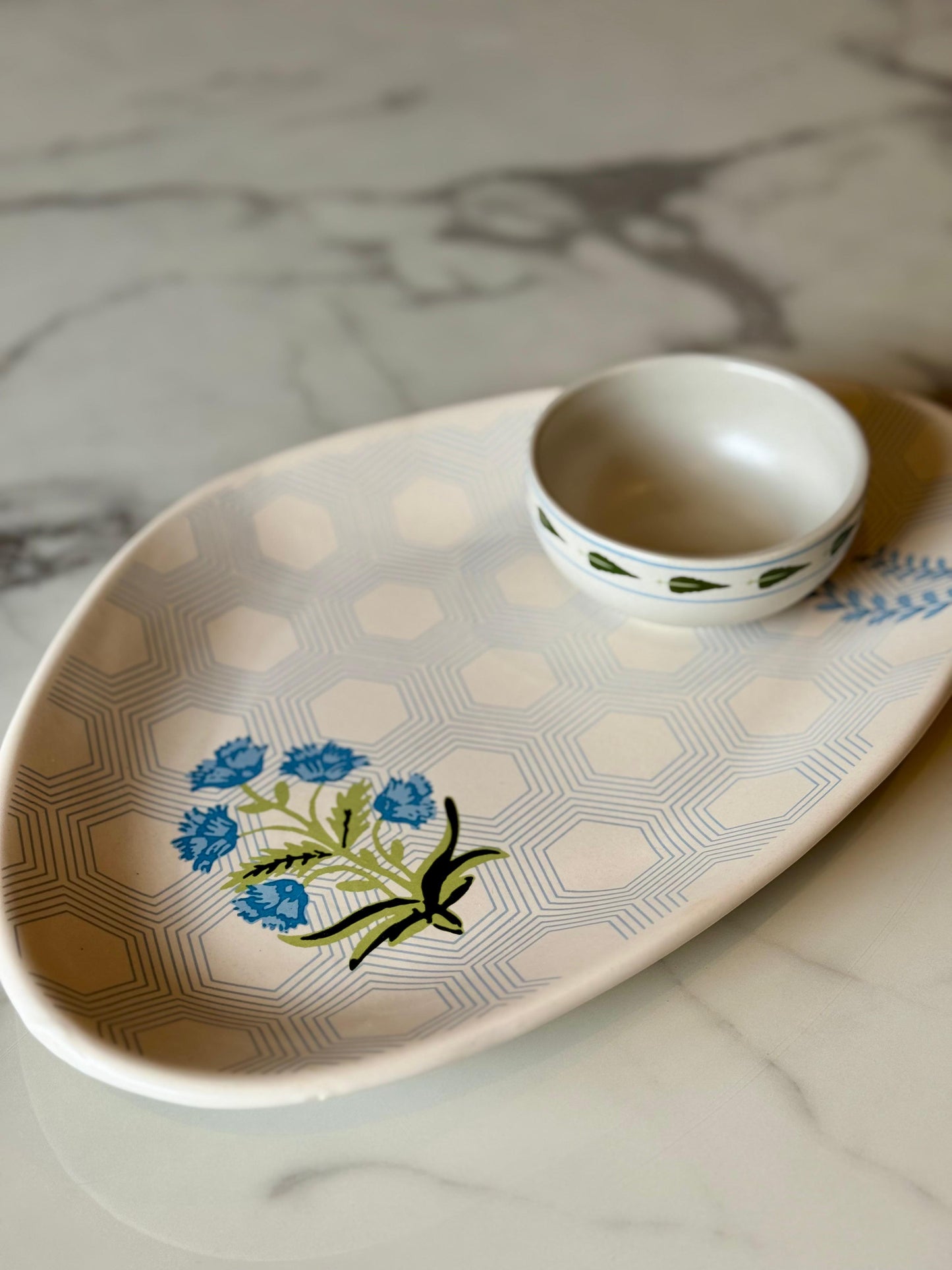 Jodhpur Platter With Dip Bowl