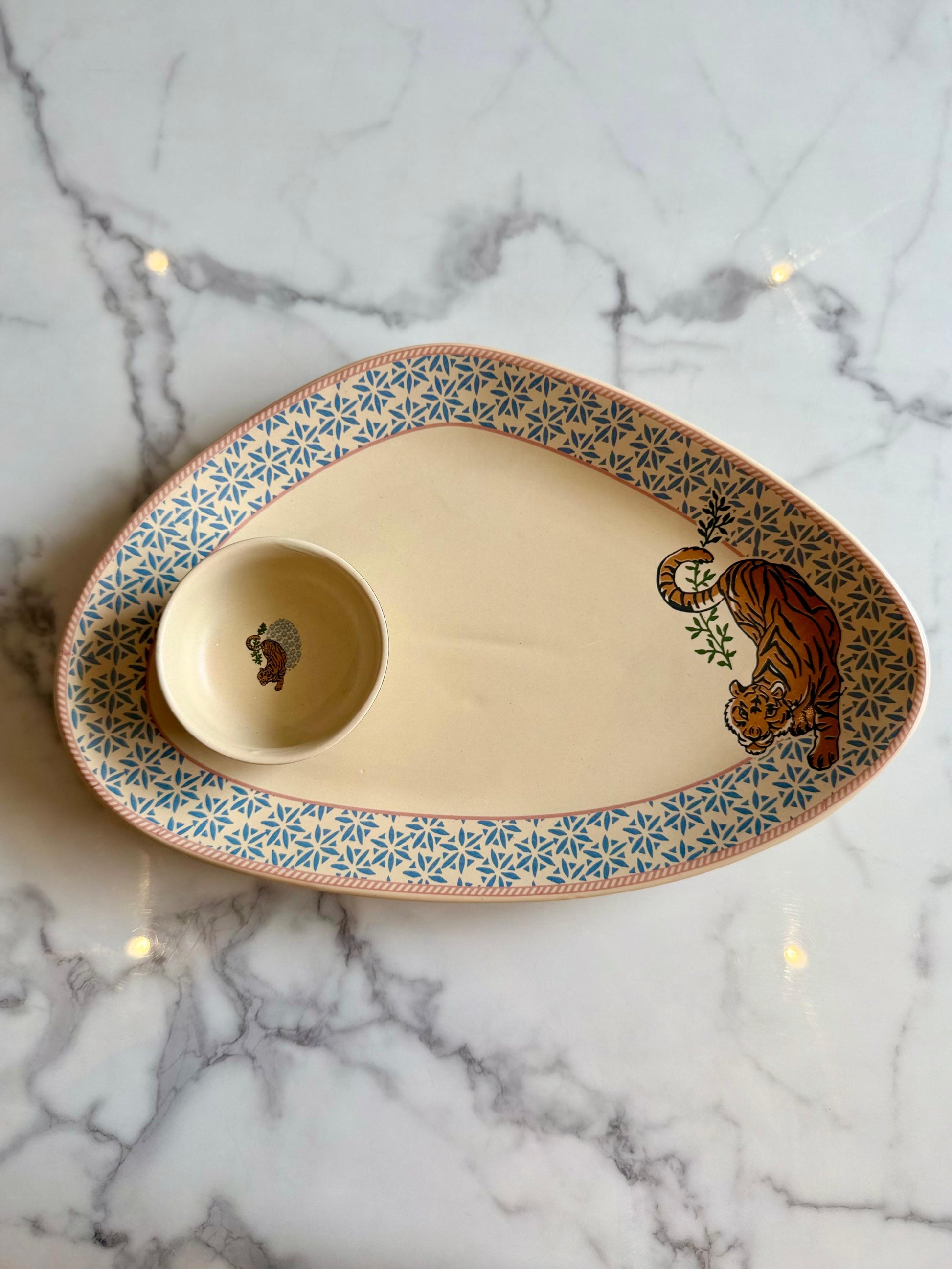 Ranthambore Triangle Platter with Dip Bowl